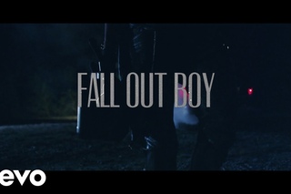 My Songs Know What You Did In The Dark (Light Em Up)
