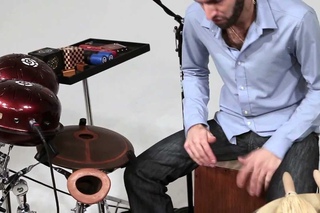 Отличный пример “Loop“инга для одного музыканта!!! In the LP Studio with Marcelo Woloski