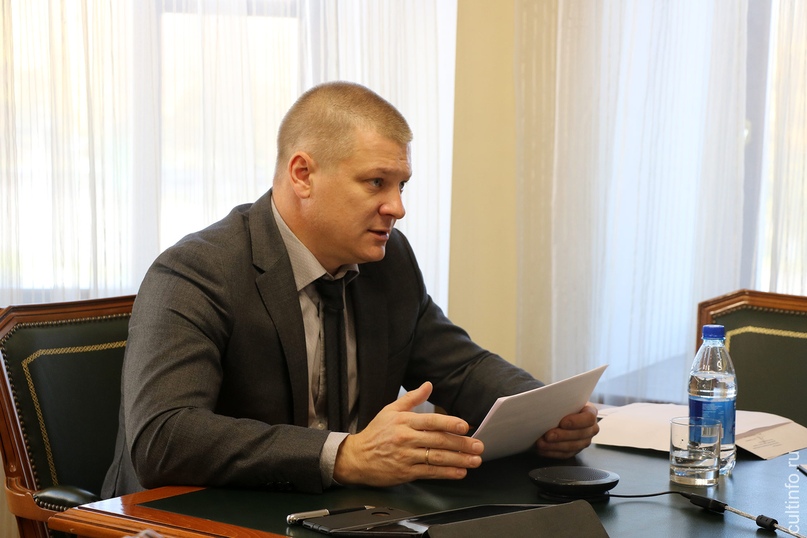 Ежегодный Областной педагогический совет руководителей образовательных учреждени...