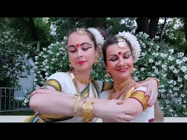 Pandattam. Mohiniyattam