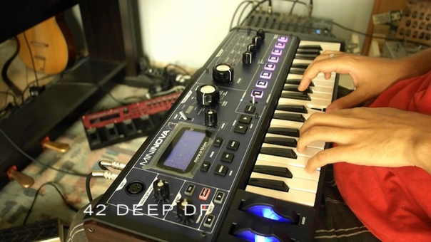novation mininova ALL keyboard, lead