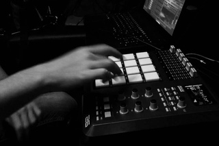 CRIS TAYLOR - Live MPC Performance