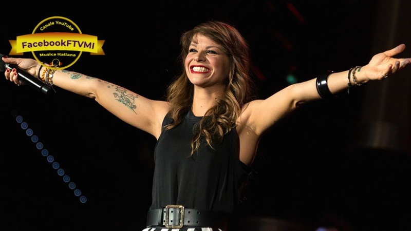 ALESSANDRA AMOROSO in Concerto Live VIVERE A COLORI TOUR Milano Forum