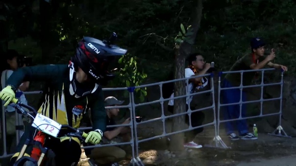 Into the alleys of Japans roughest downhill race , Red Bull Holy Ride