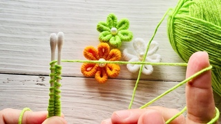 DIY How to make woolen flowers with a cotton swab - easy woolen flower making #hoangart