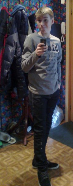 №8, Лёва Замескин №8, Лёва Замескин