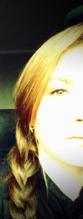 Анна Костива | Килия