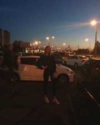 Катя Шарова