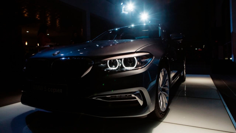 BMW Гранд Авто Премьера нового бизнес седана BMW 5
