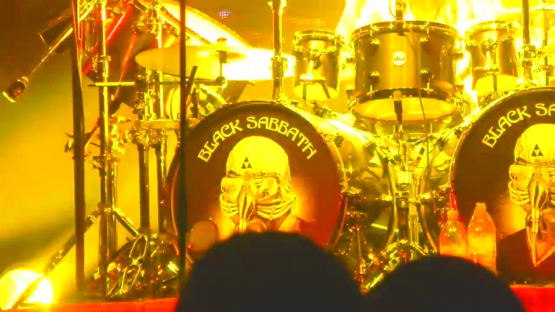 Tommy Clufetos Drum