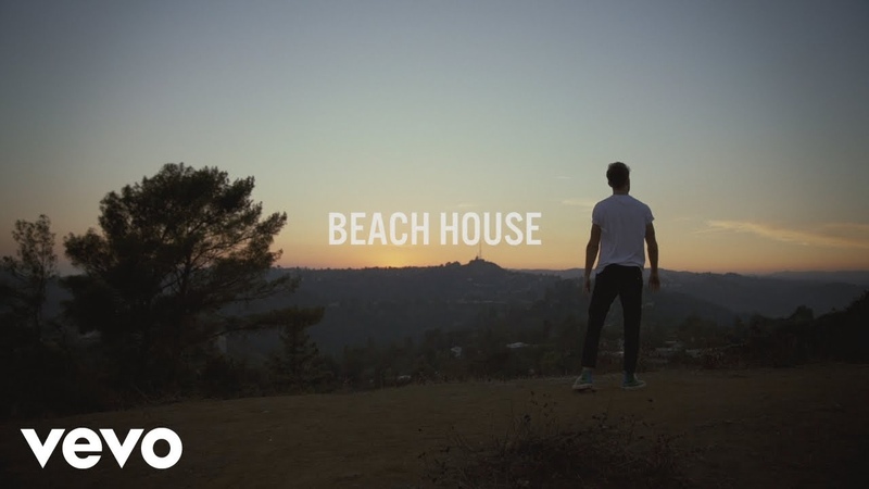 Record Dance Video, The Chainsmokers Beach