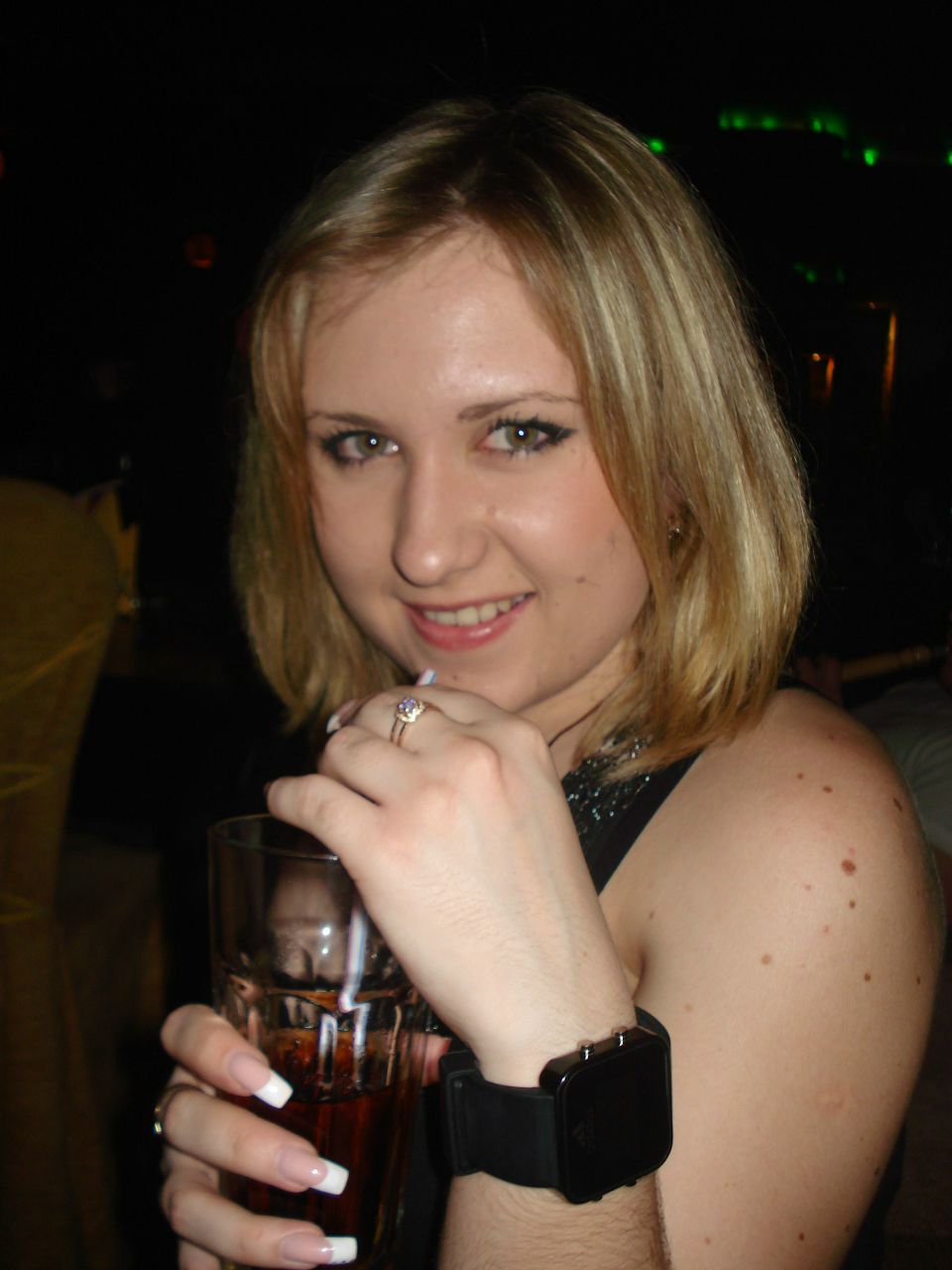 Анна Сухомлинова | Двулучное