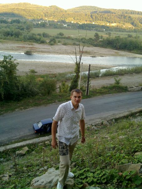 №15, Міша Сасин, Новобарово №15, Міша Сасин, Новобарово