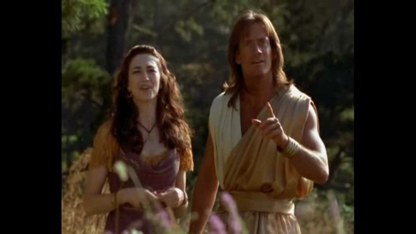 Claudia Black in Hercules 1997