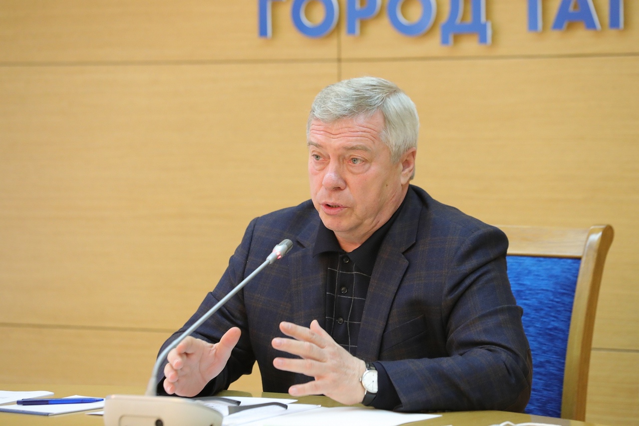 Губернатор Ростовской области Василий Голубев провел выездное совещание по развитию Таганрога Губернатор Ростовской области Василий Голубев провел выездное совещание по развитию Таганрога