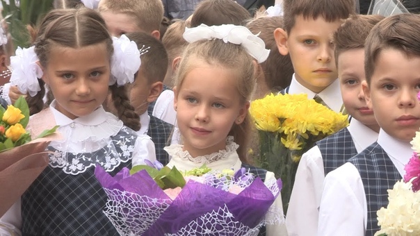 элжур 102 школа нижний. школа 102 нижний новгород. школа 102 с углубленным изучением отдельных предметов. школа 102 нижний новгород внутри. директор школы 102 нижний новгород.