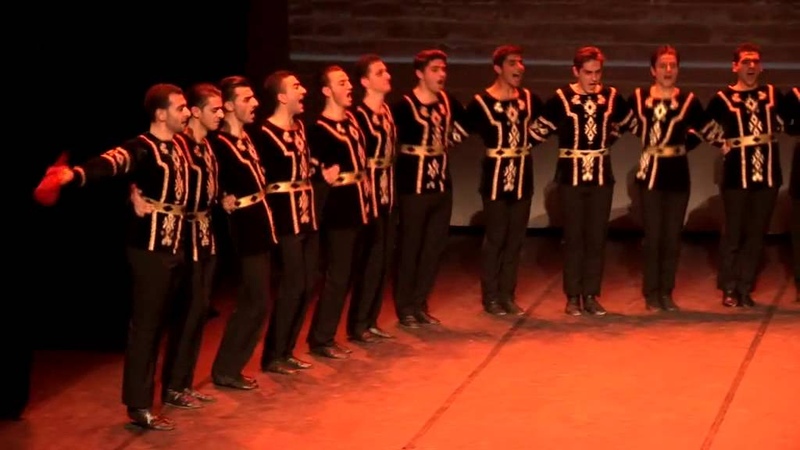 Armenian Traditional Dance Kochari Ensemble de Danse NAÏ RI de