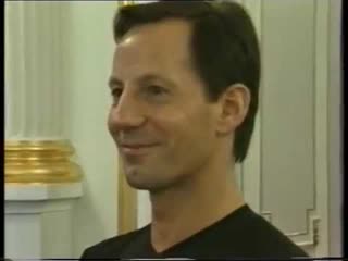 Богданов В.А. 2001г. Владимир Березин и Коновалов А.Н. врач-нейрохирург, поздравляют юбиляра!